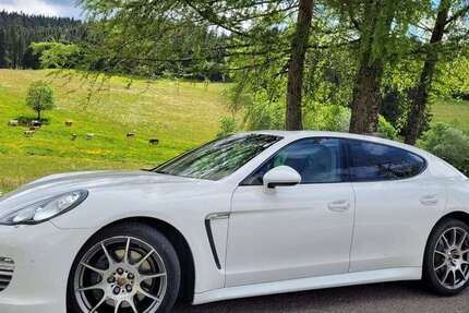 Porsche Panamera 111.000 km 29.900 &euro; Bad Hereenalb 76332
