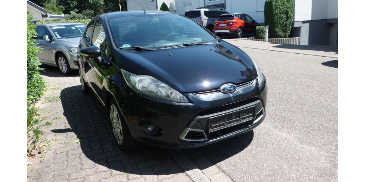 Ford Fiesta 165.000 km 2.650 &euro; Karlsruhe-Eggenstein 76344