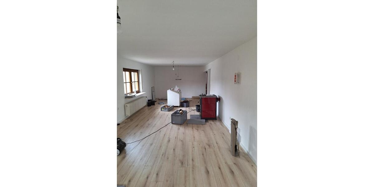 Etagenwohnung Keltern - 5 Zimmer, 132 m&sup2;, 1.150&euro; | Angebot:25264213