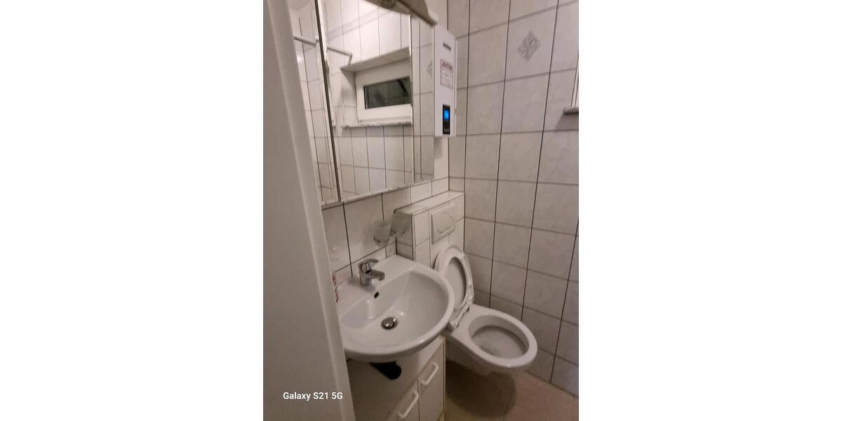 Etagenwohnung Kraichtal - 2 Zimmer, 42 m&sup2;, 450&euro; | Angebot:25280231