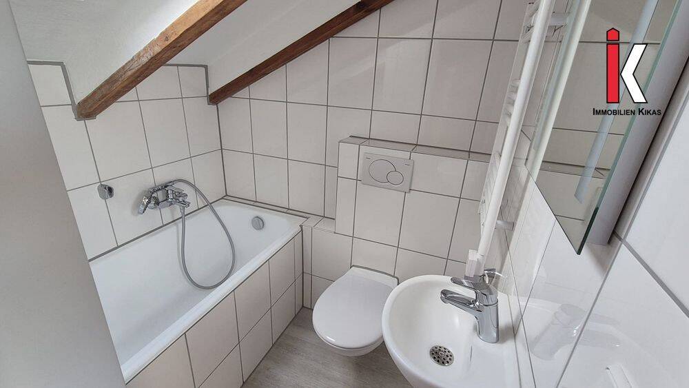 Etagenwohnung Sindelfingen Mitte - 2 Zimmer, 60 m&sup2;, 900&euro; | Angebot:26916576