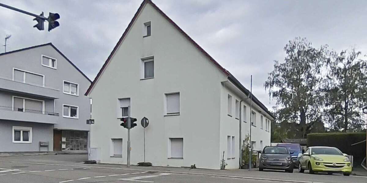 Einfamilienhaus Mühlacker - 8 Zimmer, 190 m&sup2;, 420.000&euro; | Angebot:26881481
