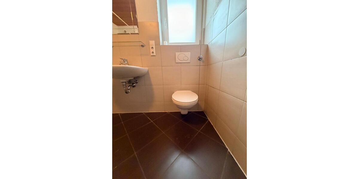 Etagenwohnung Pforzheim Nordstadt - 2 Zimmer, 69 m&sup2;, 730&euro; | Angebot:25649579