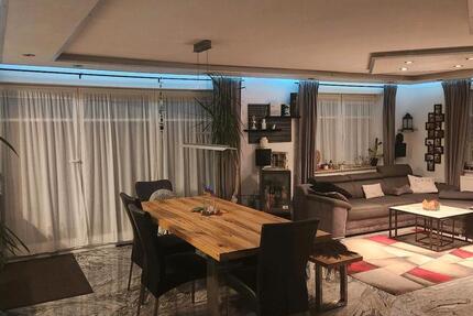 Große 4-Zi-EG-Wohnung mit Terrasse & TG – ruhige Waldrandlage 4 zimmer