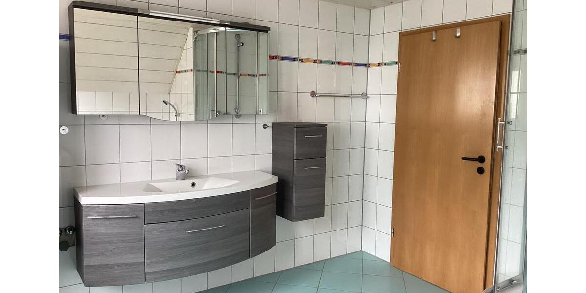 Dachgeschoßwohnung Gaggenau - 2 Zimmer, 115 m&sup2;, 1.050&euro; | Angebot:26311609