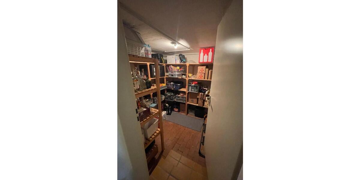 Reihenhaus Leonberg - 6 Zimmer, 205 m&sup2;, 1.850&euro; | Angebot:24248136