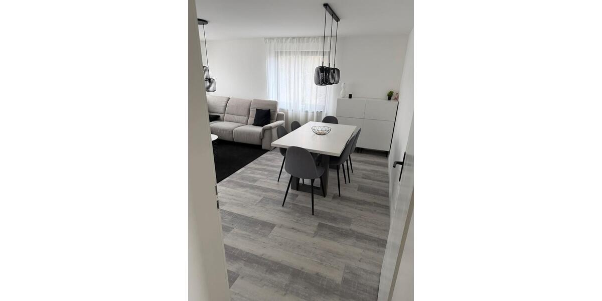 Etagenwohnung Markgröningen - 3 Zimmer, 73 m&sup2;, 1.270&euro; | Angebot:26366200