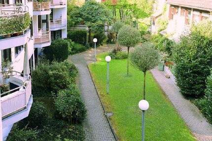 MITTEN IN DER CITY - MIT BALKON IN DEN GRÜNEN UND RUHIGEN INNENHOF! 3 zimmer