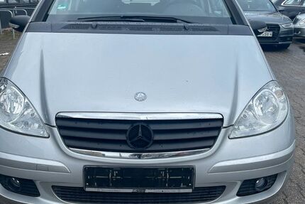 Mercedes-Benz A 160 110.400 km 2.550 &euro; Pforzheim 75179