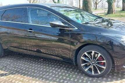 Hyundai i40 146.350 km 8.500 &euro; Pforzheim 75175