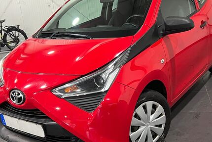 Toyota Aygo (X) 154.000 km 5.995 &euro; Bretten 75015