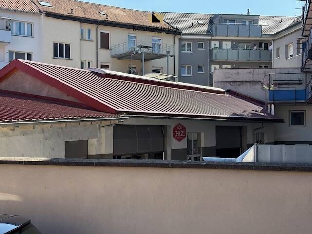 GewerbeImmobilie mit zwei Einheiten im Mehrfamilienhaus - solide vermietet & vielseitig nutzbar