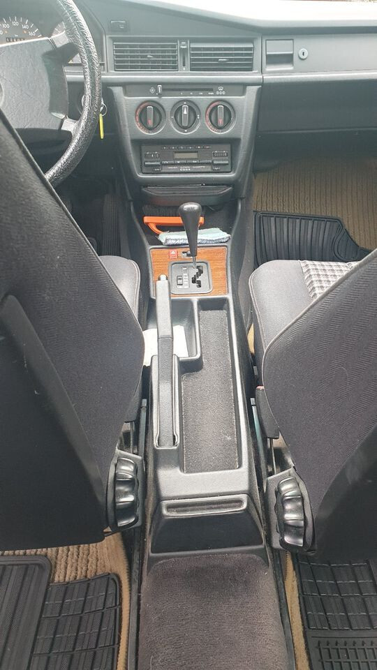 190 E