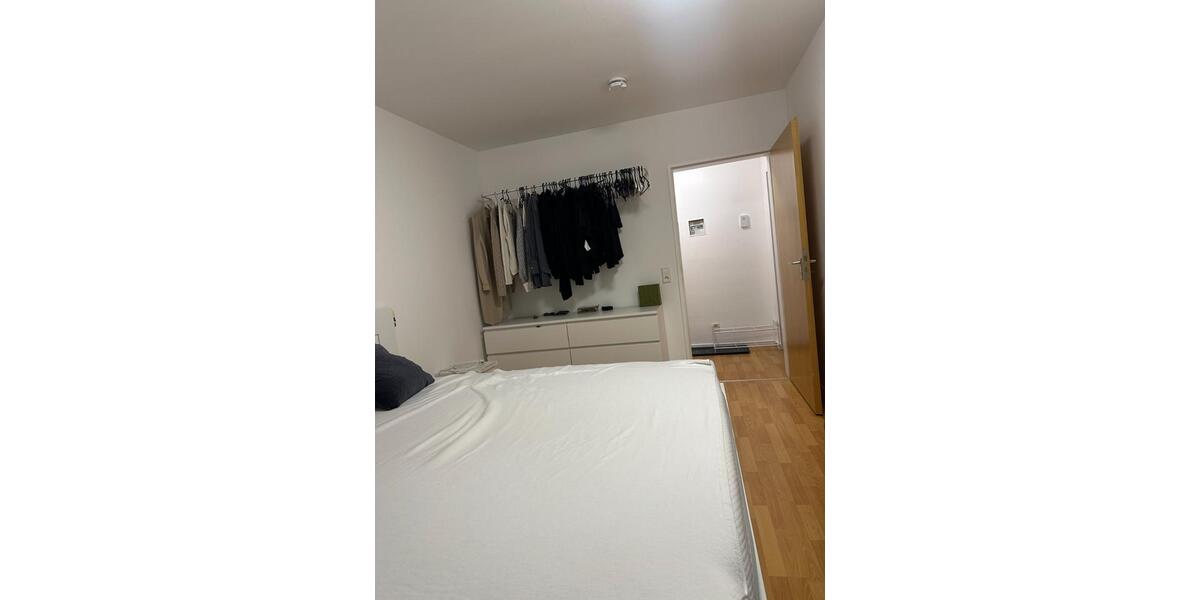 Etagenwohnung Sindelfingen - 2 Zimmer, 50 m&sup2;, 1.000&euro; | Angebot:26161282