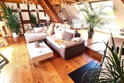Haus Straubenhardt - 4 Zimmer, 120 m&sup2;, 325.000&euro; | Angebot:26655554