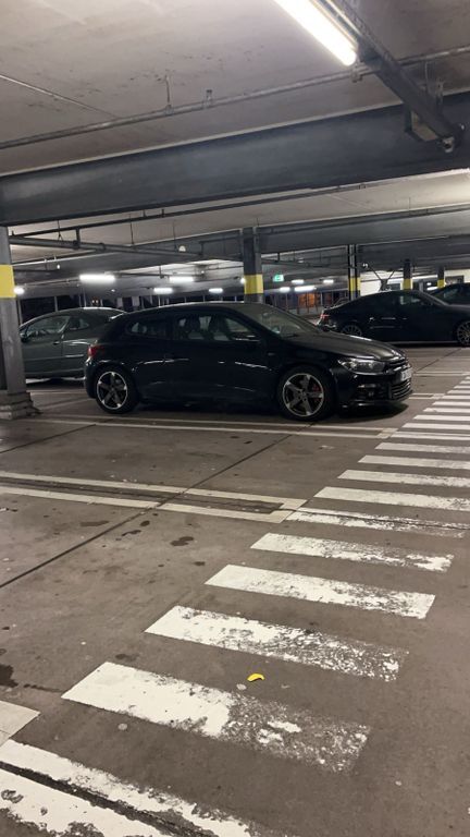 VW Scirocco 141.000 km 10.500 € Simmozheim 75397