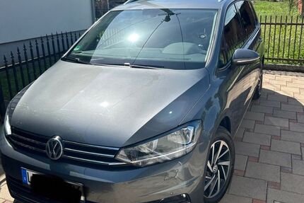 VW Touran 116.154 km 18.900 € Schwieberdingen 71701