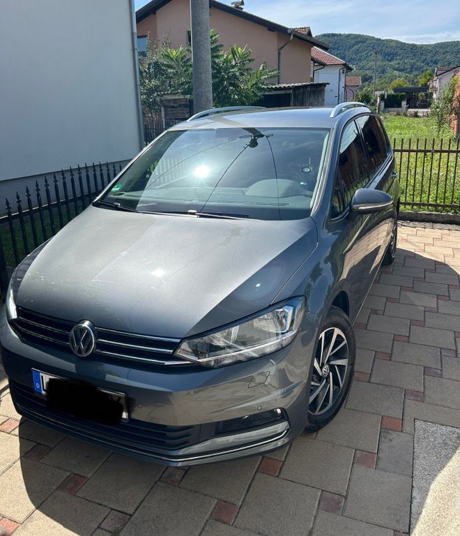 VW Touran 116.154 km 18.900 € Schwieberdingen 71701