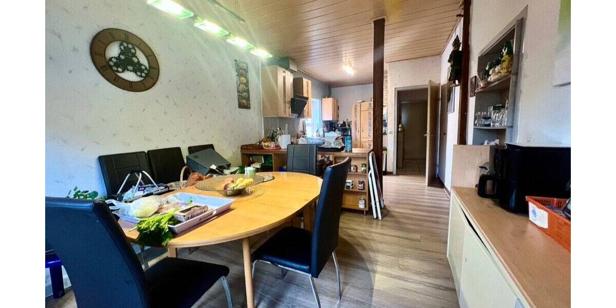 Mehrfamilienhaus, Wohnhaus Kraichtal Landshausen - 7 Zimmer, 280 m&sup2;, 390.000&euro; | Angebot:25745450