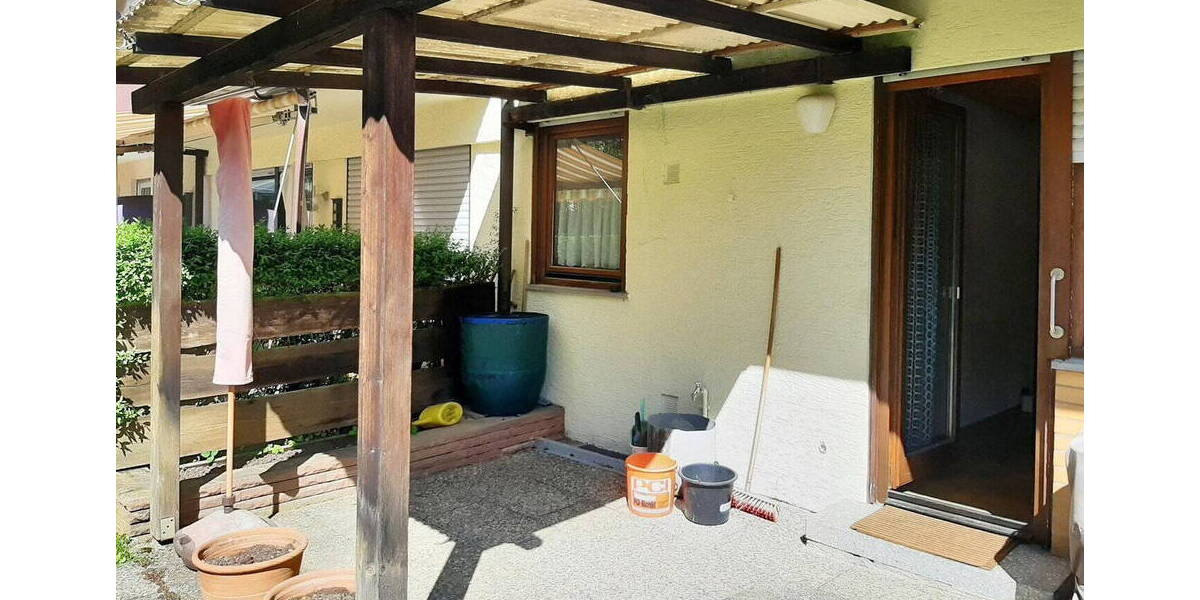 Reihenmittelhaus Ditzingen - 7 Zimmer, 162 m&sup2;, 540.000&euro; | Angebot:26477778