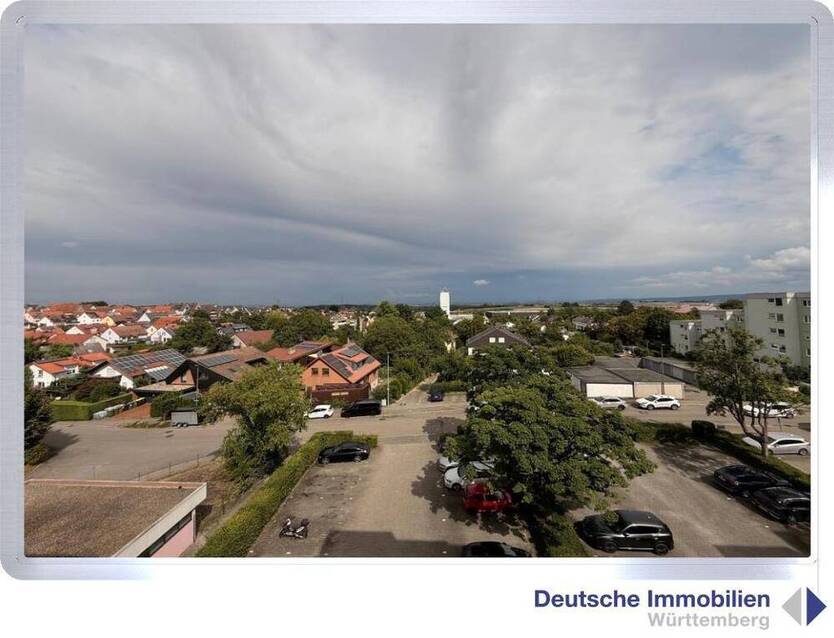 Renovierte 3-Zimmer Etagenwohnung (4.OG) mit Stellplatz in Heimerdingen