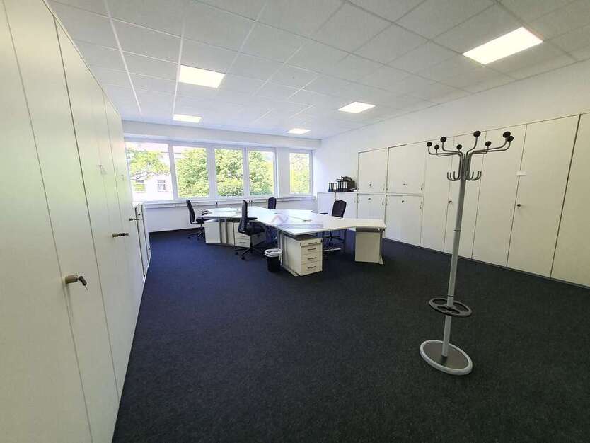 Büro in Karlsruhe 4.298,38 € 432 m²