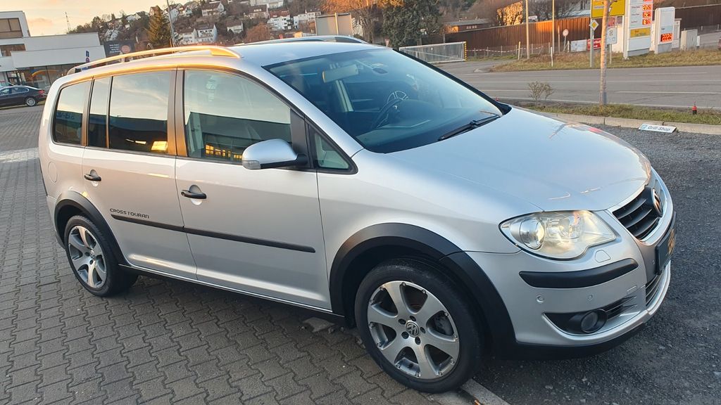 VW Touran 159.880 km 6.950 &euro; Mühlacker / Enzberg 75417