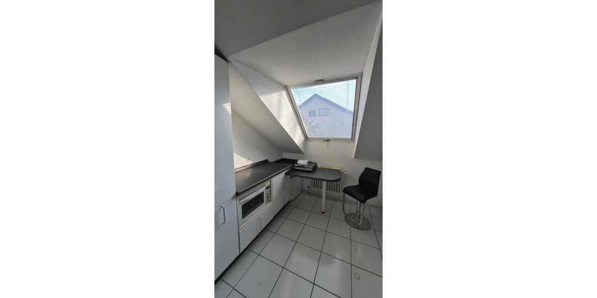 Geräumige helle 3,5-Zimmer-Wohnung in KarlsruheWolfartsweier 3.5 zimmer