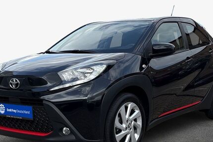 Toyota Aygo (X) 41.057 km 12.990 &euro; Pforzheim 75179