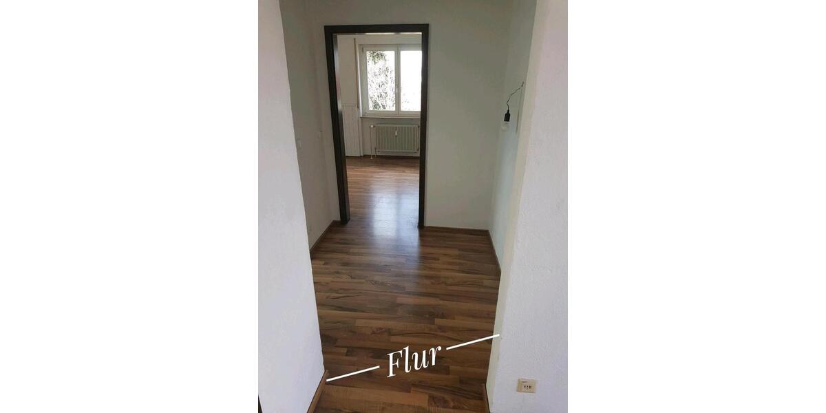 Dachgeschoßwohnung Birkenfeld - 2 Zimmer, 63 m&sup2;, 660&euro; | Angebot:26126187