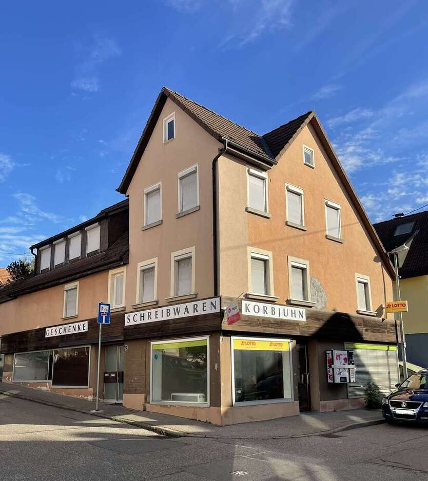 Haus zum Kaufen in Leonberg 480.000 € 175 m²
