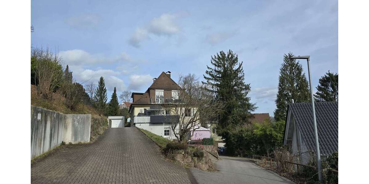 Etagenwohnung Birkenfeld - 2 Zimmer, 85 m&sup2;, 650&euro; | Angebot:25947980