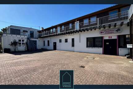 Haus zum Kaufen in Karlsruhe Knielingen 1.580.000 € 369.56 m² 11 zimmer