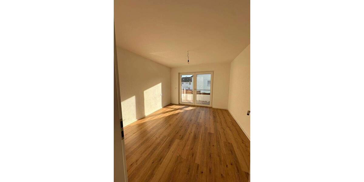 Etagenwohnung Markgröningen Unterriexingen - 4 Zimmer, 102 m&sup2;, 1.400&euro; | Angebot:25751199