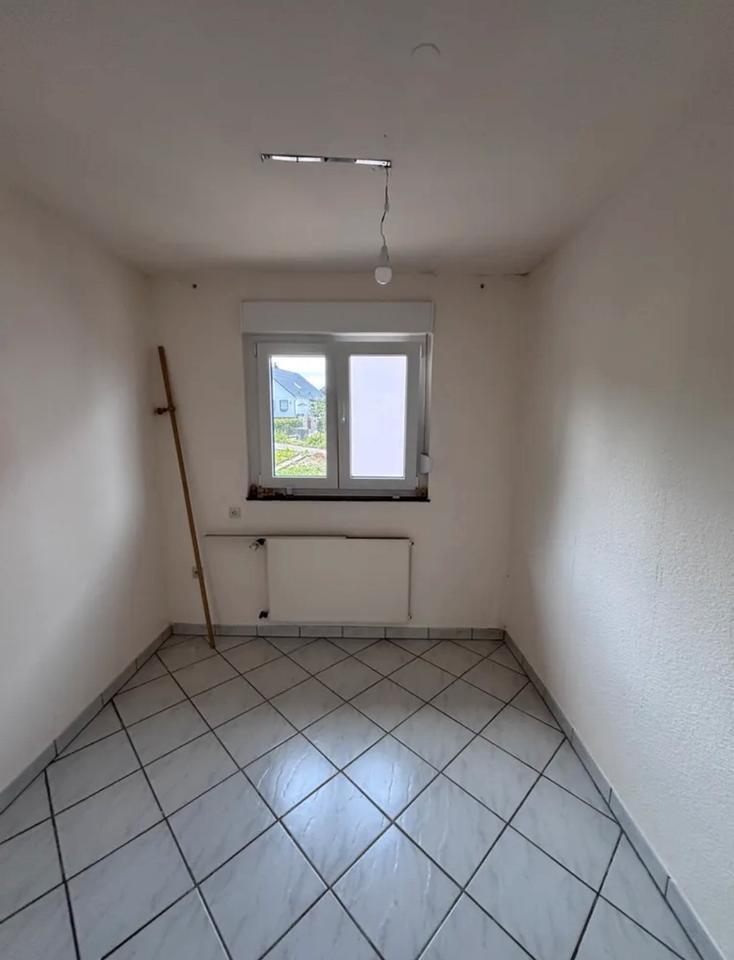 EFH in Großsachsenheim + Garten, Garage, EBK & Balkon