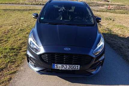 Ford S-Max 54.000 km 27.800 € Stuttgart 70437