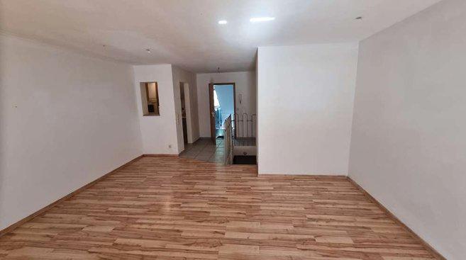 Mehrfamilienhaus, Wohnhaus Markgröningen - 2.5 Zimmer, 69 m&sup2;, 265.000&euro; | Angebot:27121885