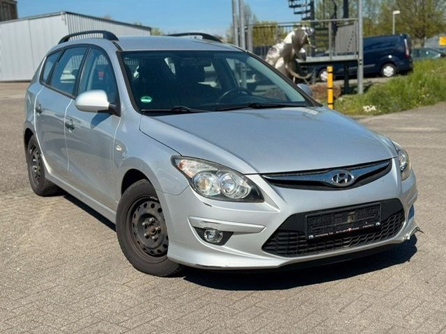 Hyundai i30 205.000 km 1.199 &euro; Bruchsal 76646