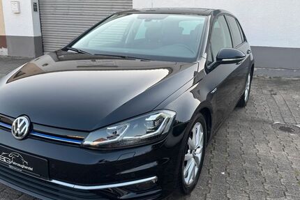 VW Golf 74.500 km 16.990 € Karlsdorf 76689