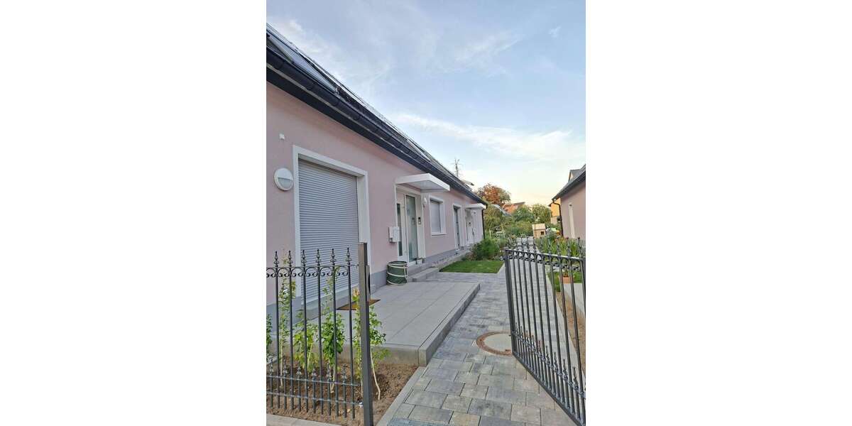 Einfamilienhaus Karlsruhe Neureut - 5 Zimmer, 155 m&sup2;, 2.300&euro; | Angebot:27032071