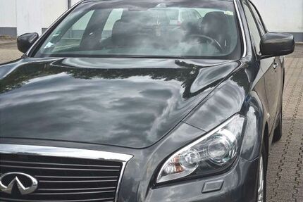 INFINITI Q70 201.637 km 10.800 &euro; pforzheim 75172