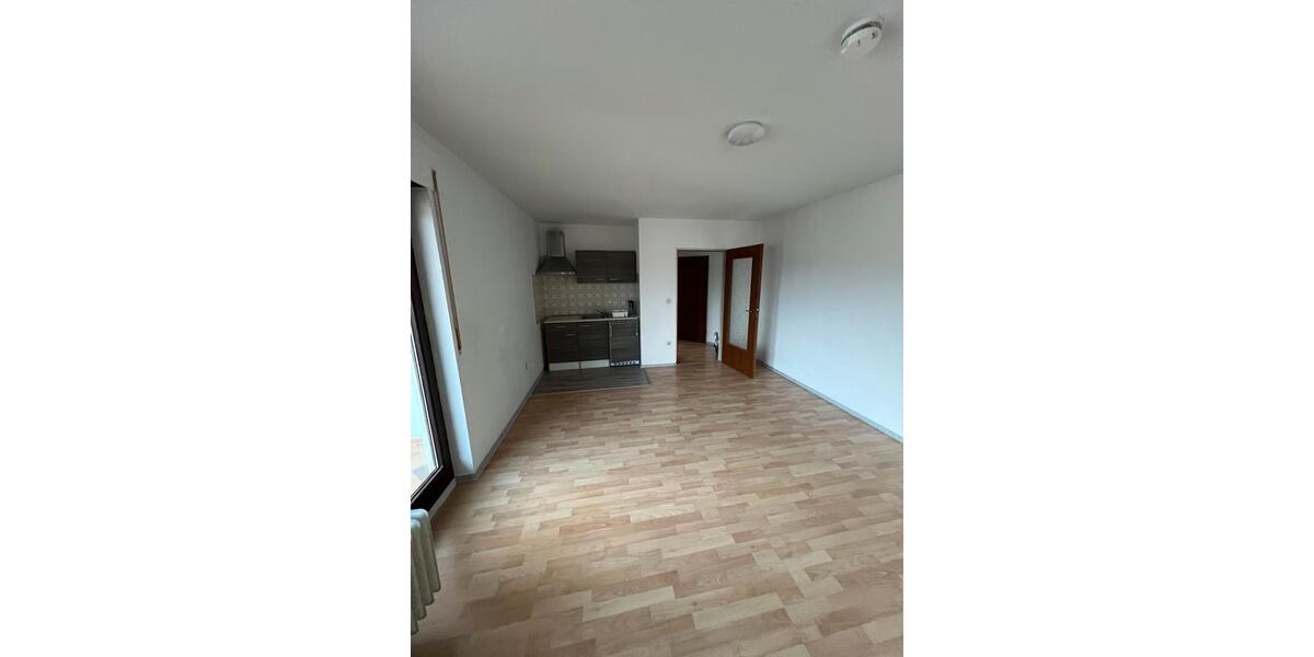 Etagenwohnung Pforzheim Nordstadt - 1 Zimmer, 32 m&sup2;, 450&euro; | Angebot:25350430
