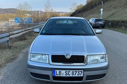 Skoda Octavia 118.000 km 4.300 &euro; Sindelfingen 71065