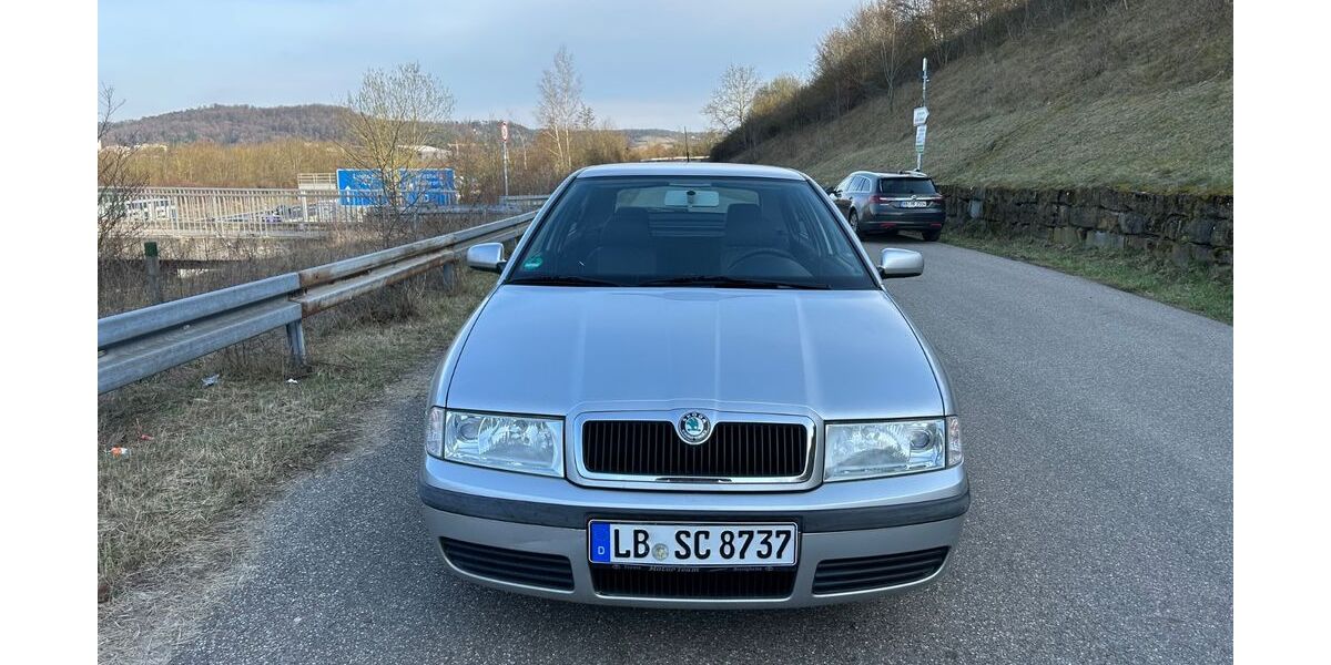 Skoda Octavia 118.000 km 4.300 &euro; Sindelfingen 71065