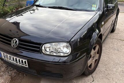 VW Golf