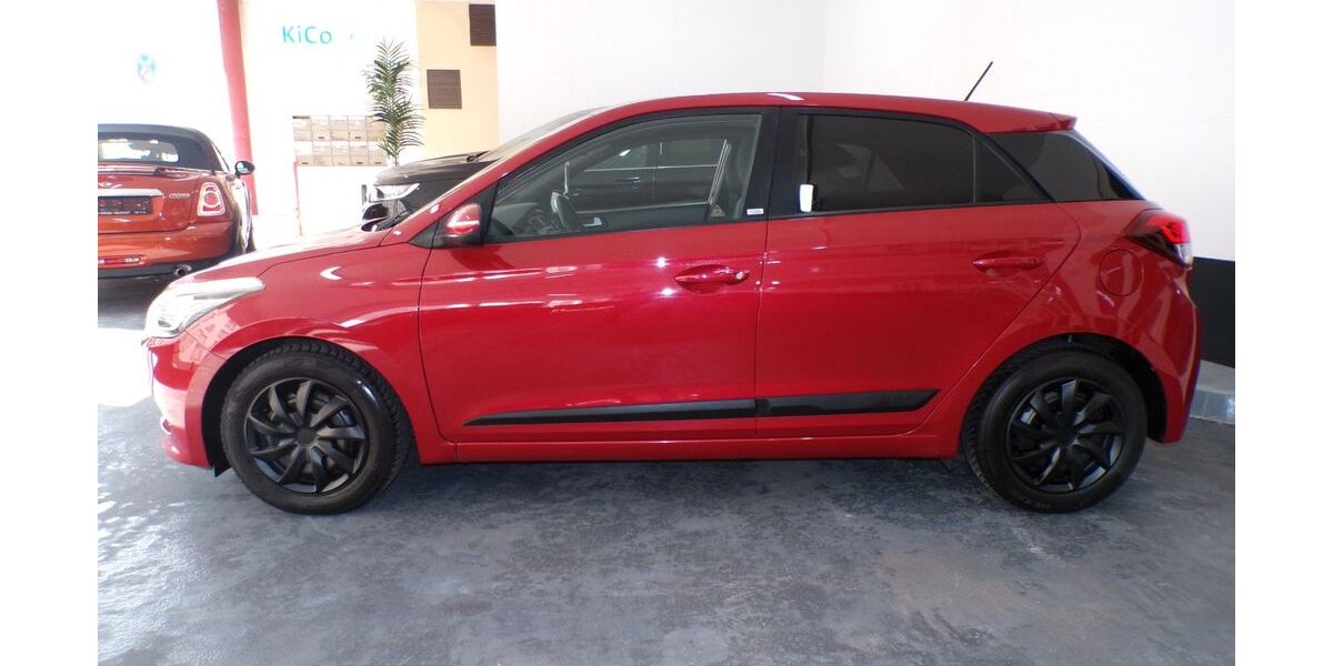 Hyundai i20 120.000 km 8.790 &euro; Pforzheim 75172