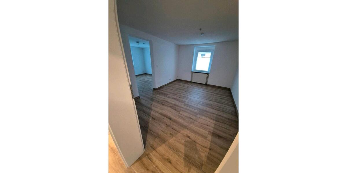 Einfamilienhaus Kämpfelbach - 8 Zimmer, 186 m&sup2;, 539.000&euro; | Angebot:24819833