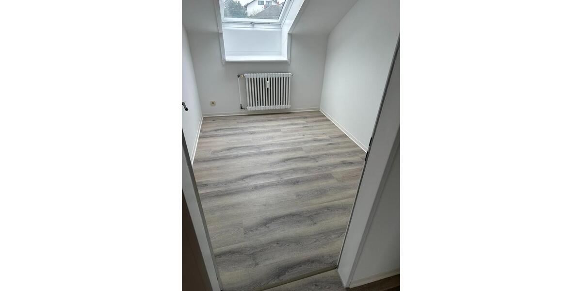 Dachgeschoßwohnung Karlsruhe Wettersbach - 3 Zimmer, 56 m&sup2;, 900&euro; | Angebot:26205208
