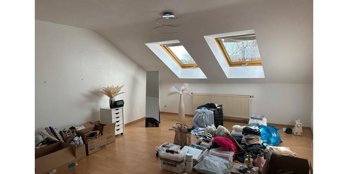 Dachgeschoßwohnung Pforzheim Brötzingen - 2.5 Zimmer, 64 m&sup2;, 650&euro; | Angebot:25419441