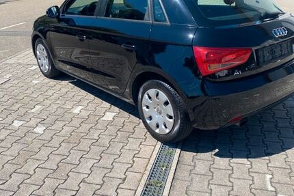 Audi A1 204.000 km 4.800 € Illingen 75428